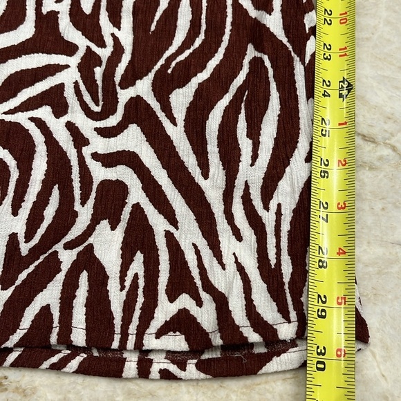 H&M Divided | Wide Leg Zebra Animal Print Pants | Brown &‎ White | Size Small - Picture 3 of 11